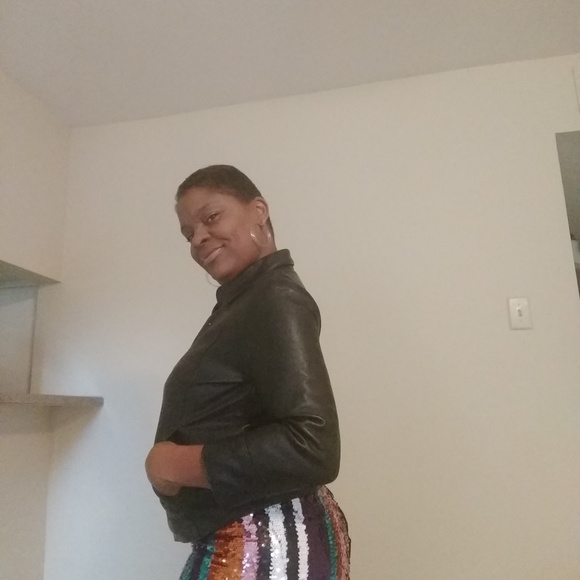 Bundle Skirt & Jacket - Picture 2 of 2